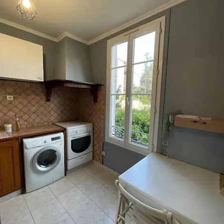 Charming 3 Bedrooms Seaside 2 Bedrooms Available Before 20 *