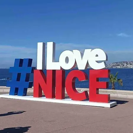 Apartment Charming 3 Bedrooms Seaside 2 Bedrooms Available Before 20 Nizza