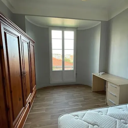 Charming 3 Bedrooms Seaside 2 Bedrooms Available Before 20 Apartment Nizza